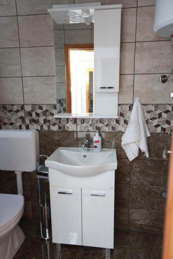 Apartman Vlacic Требинье Экстерьер фото